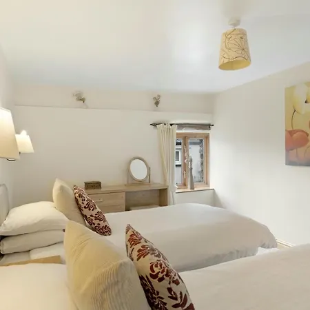 Rock Side Barn At Pound Farm Tatil Evi *